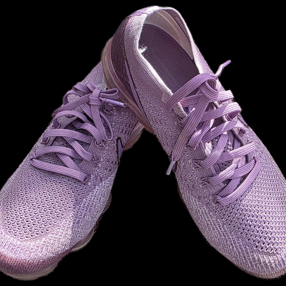 Nike Air Vapormax Flyknit Women's size 8